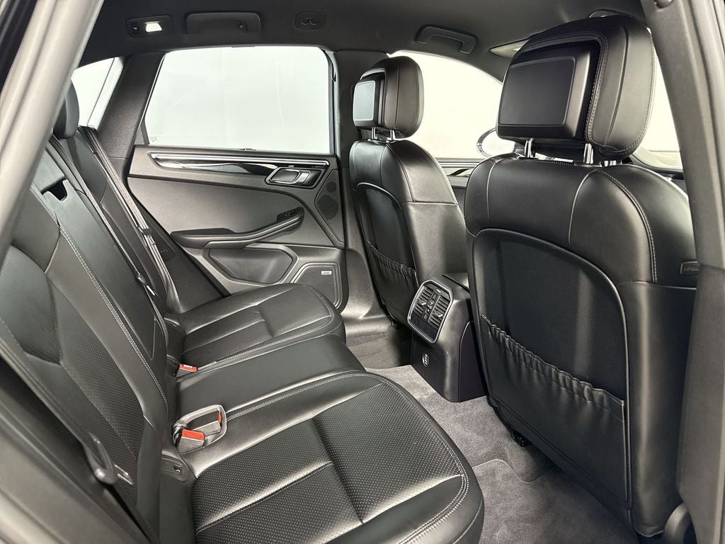 2018 Porsche Macan Base