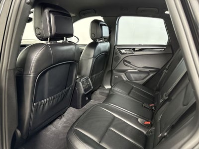 2018 Porsche Macan Base