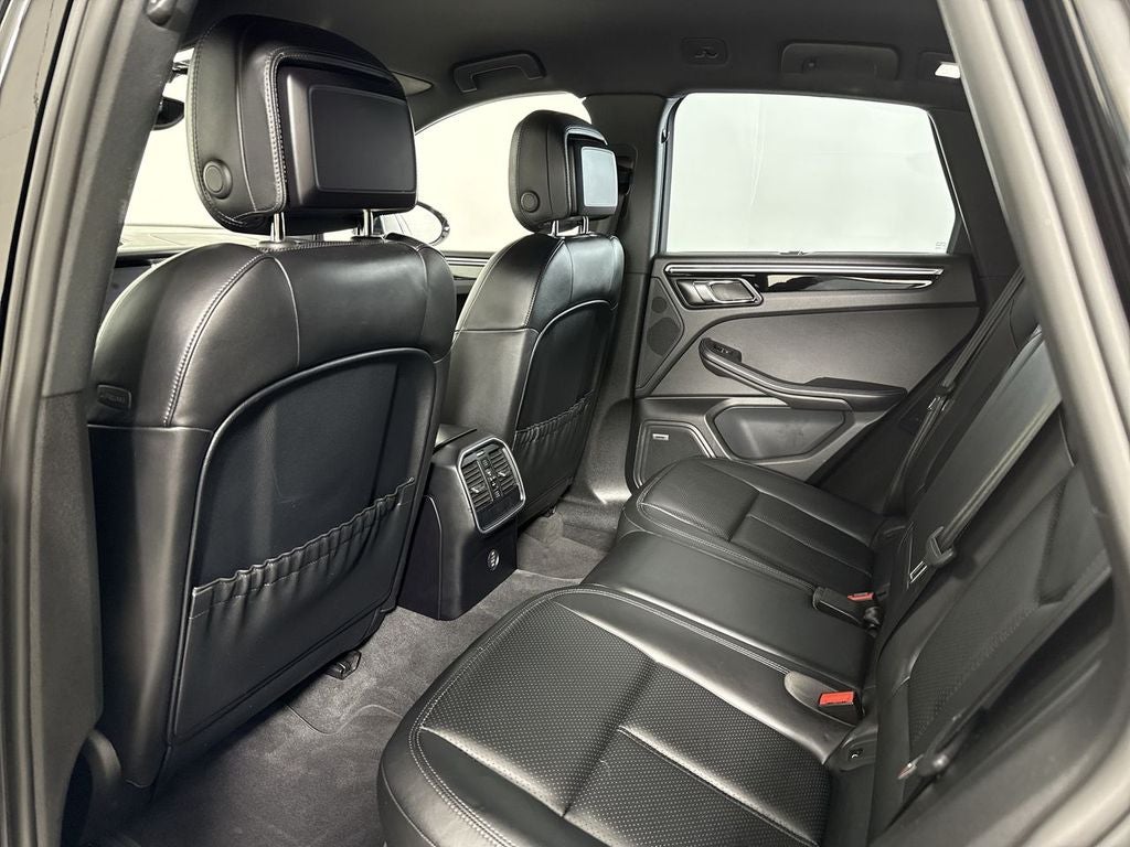 2018 Porsche Macan Base