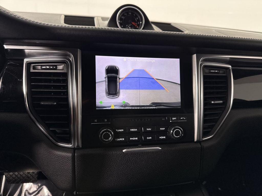 2018 Porsche Macan Base