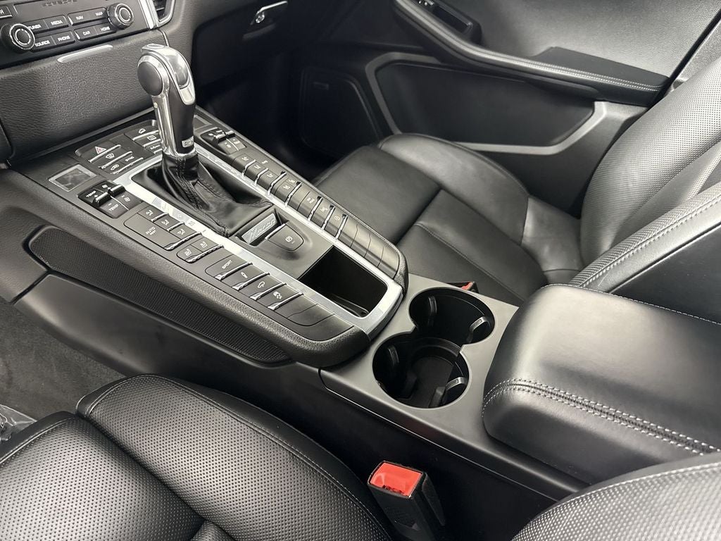 2018 Porsche Macan Base