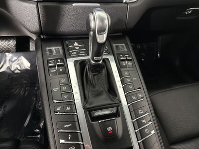 2018 Porsche Macan Base