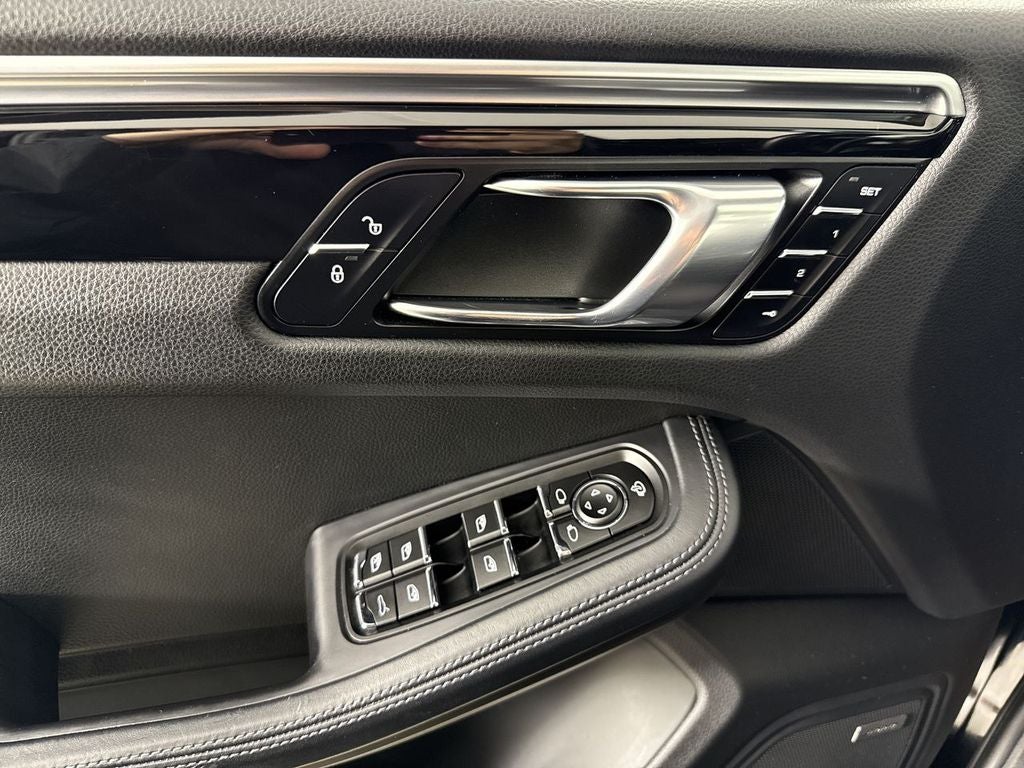 2018 Porsche Macan Base