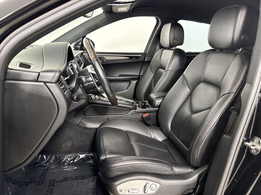 2018 Porsche Macan Base
