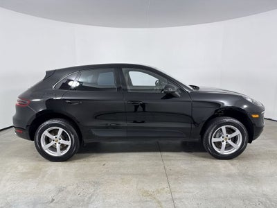 2018 Porsche Macan Base