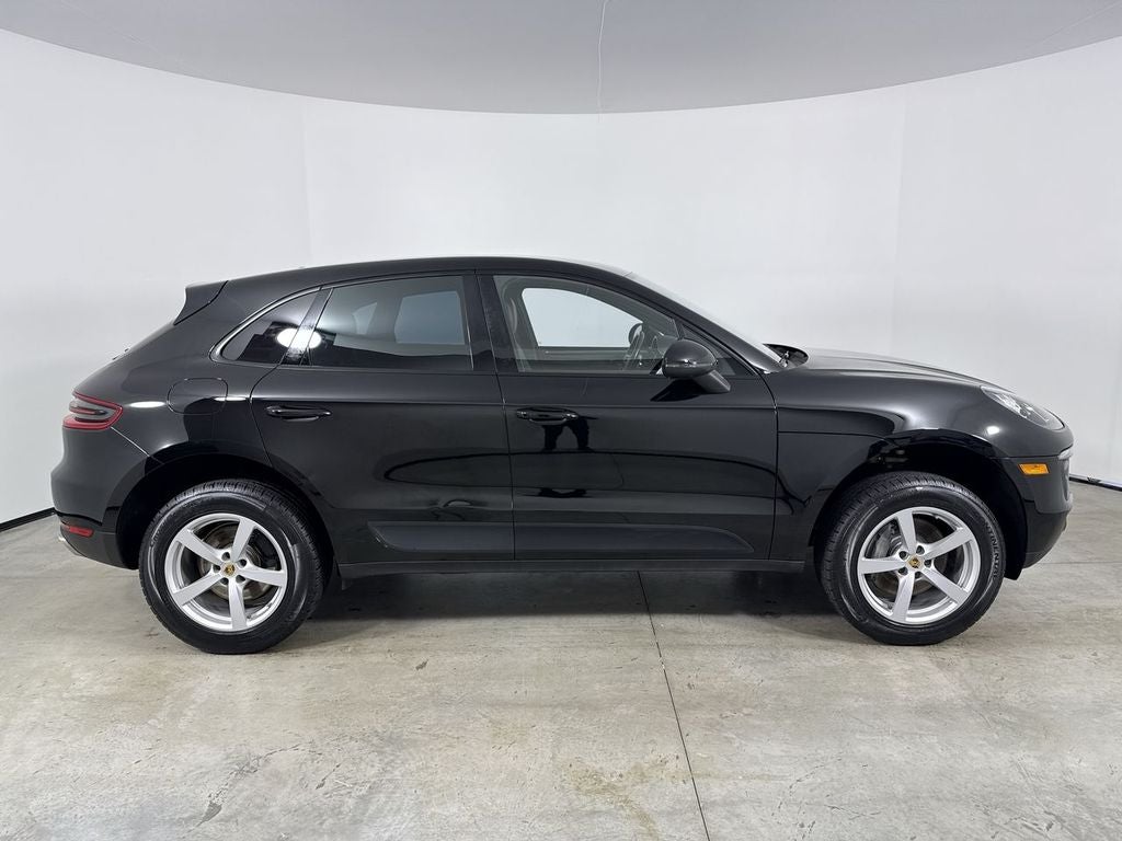2018 Porsche Macan Base