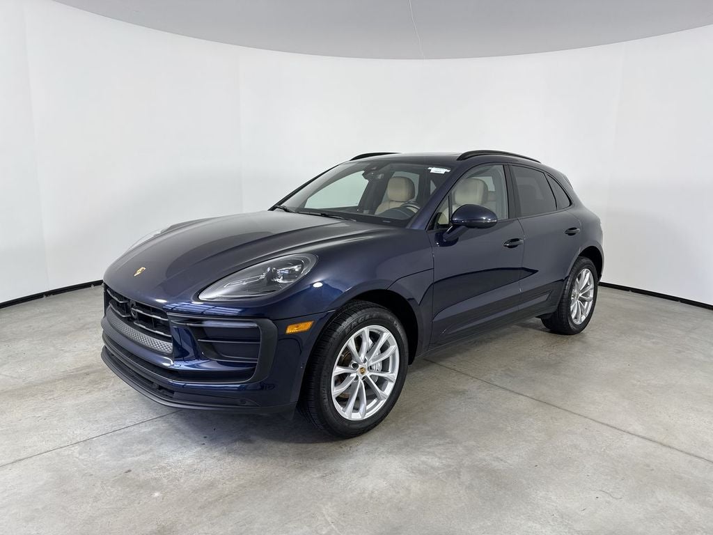 2023 Porsche Macan T