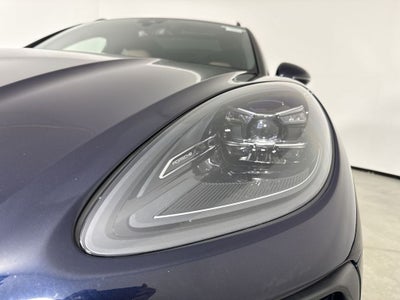 2023 Porsche Macan T