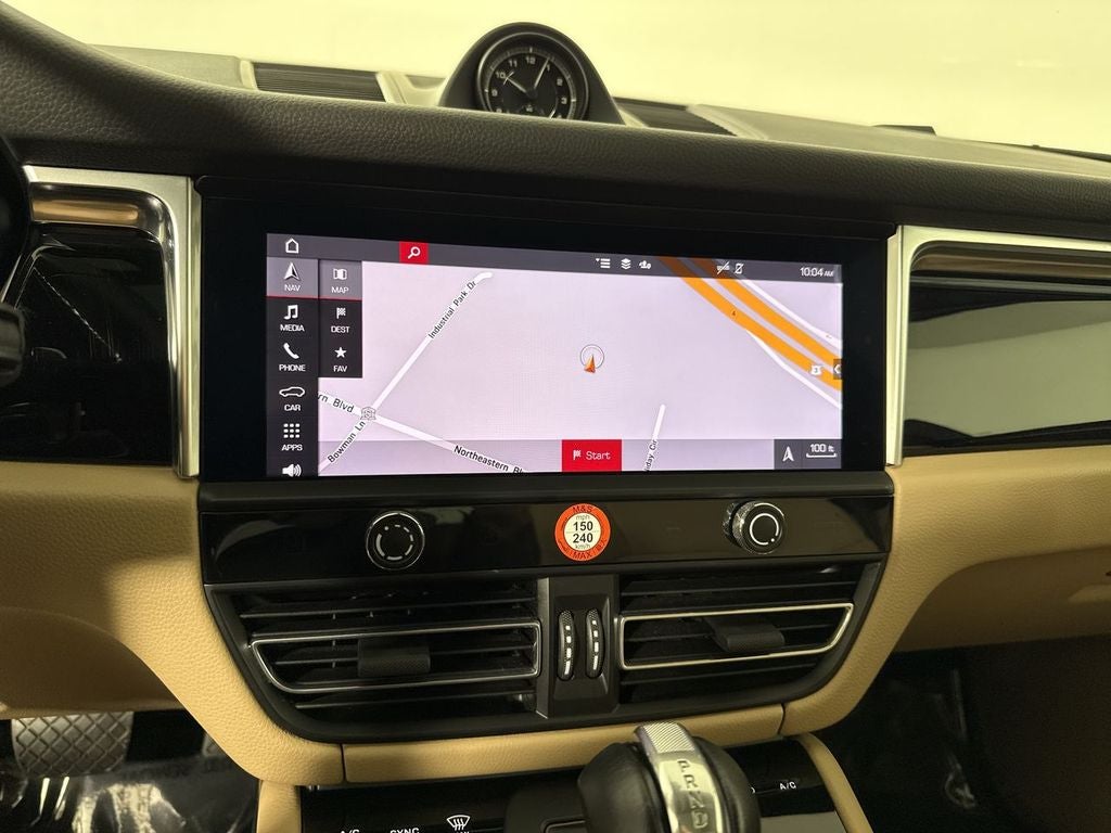 2023 Porsche Macan T