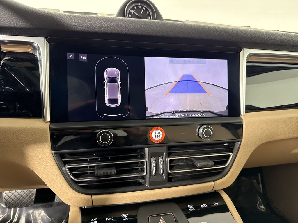 2023 Porsche Macan T