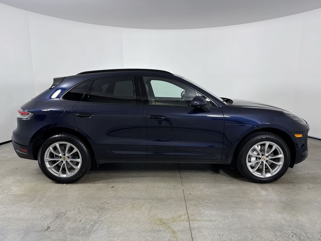 2023 Porsche Macan T