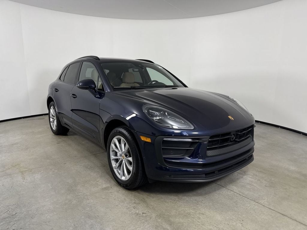 2023 Porsche Macan T