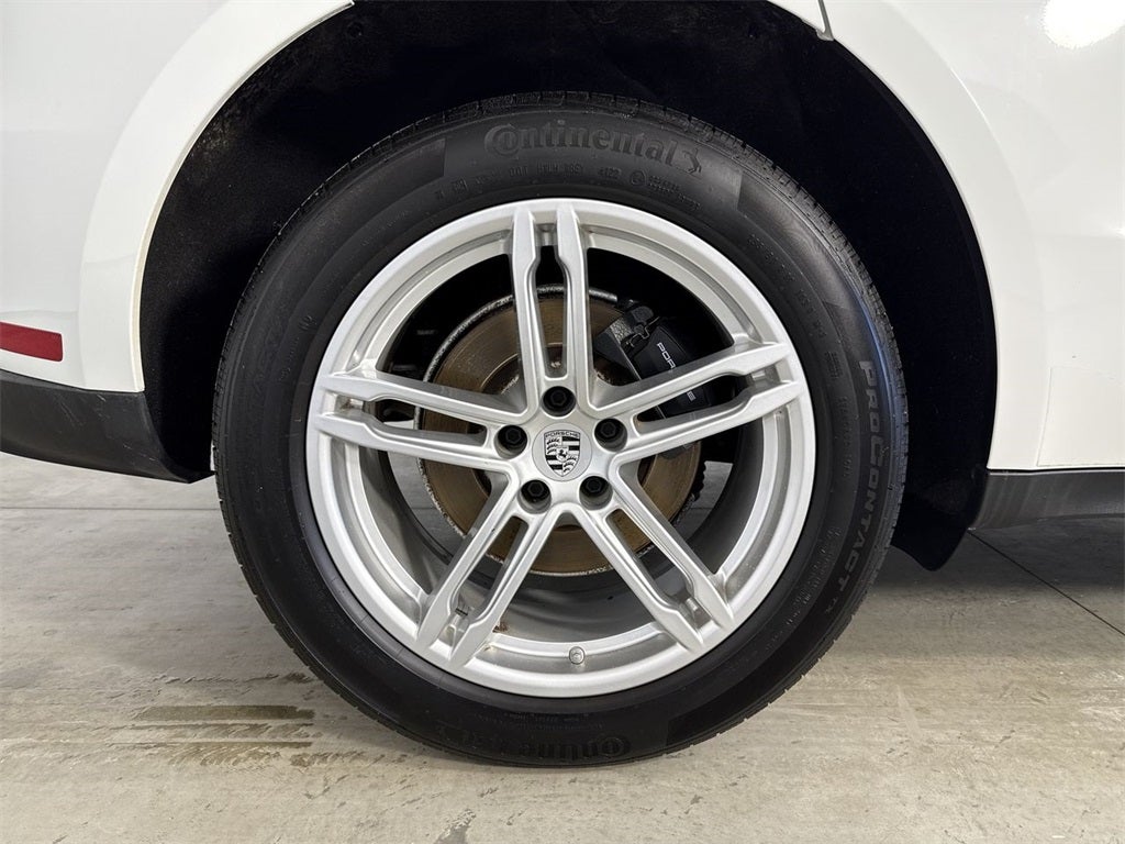 2023 Porsche Macan AWD