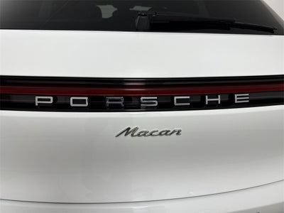 2023 Porsche Macan AWD