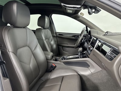2023 Porsche Macan AWD