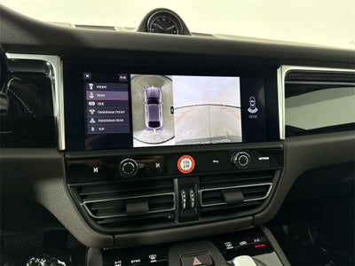2023 Porsche Macan AWD