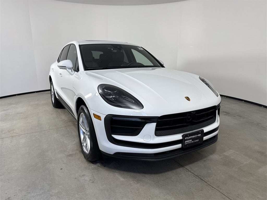2023 Porsche Macan AWD