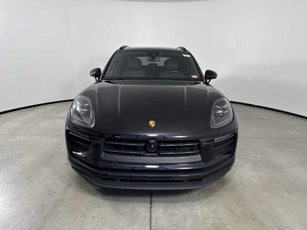 2023 Porsche Macan AWD
