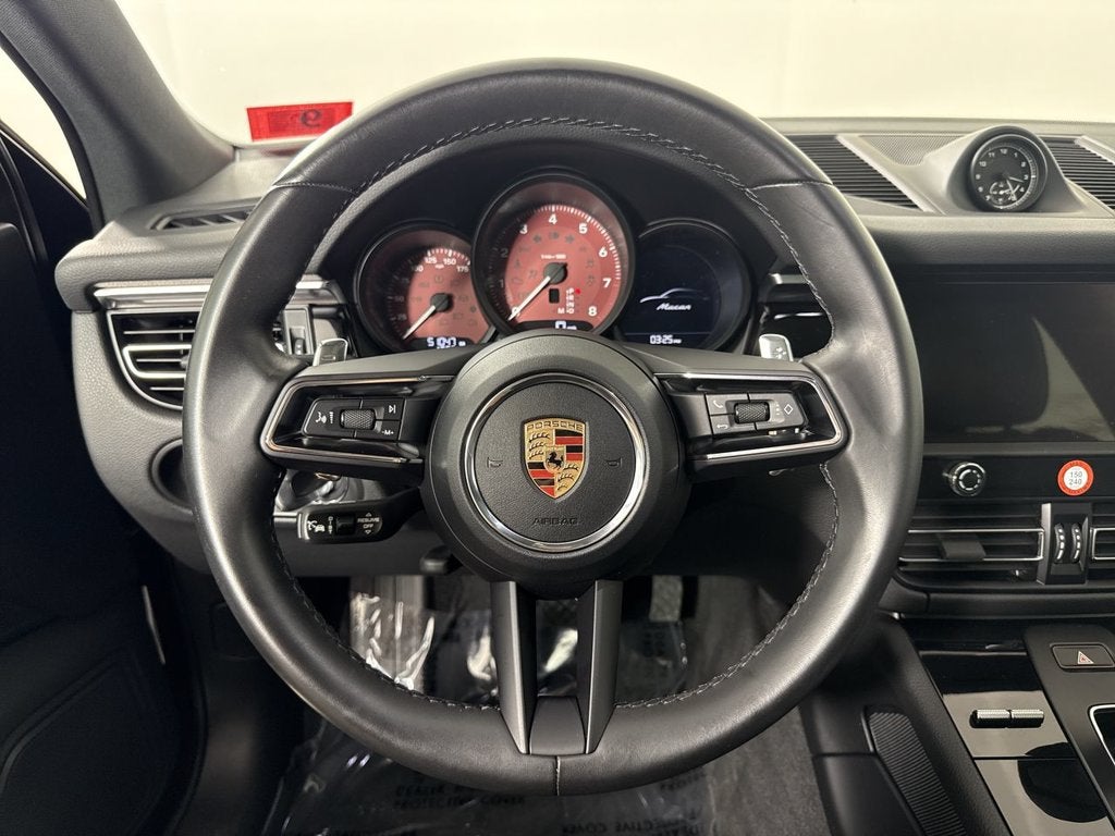 2023 Porsche Macan AWD