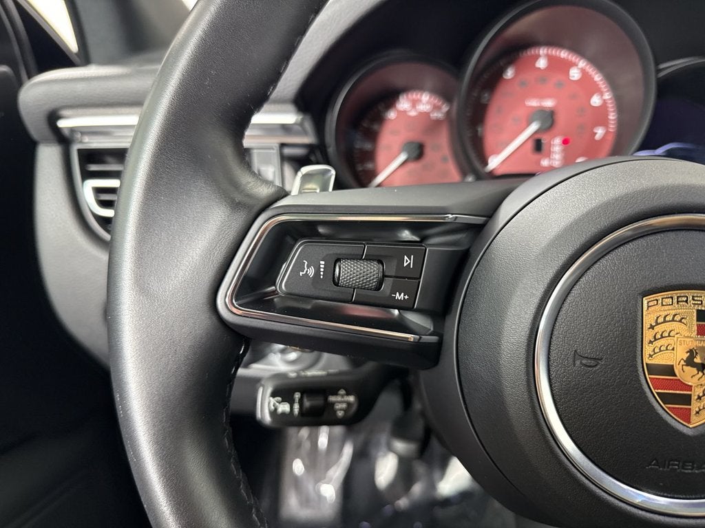2023 Porsche Macan AWD