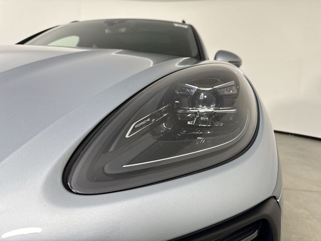 2024 Porsche Macan AWD