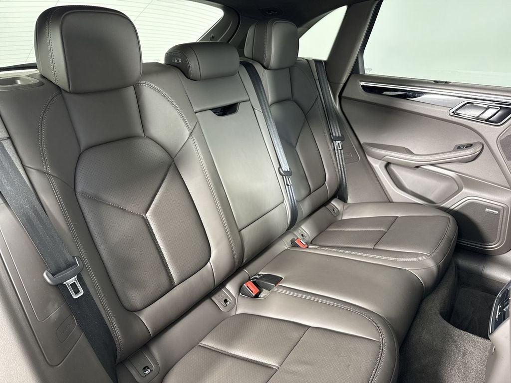 2024 Porsche Macan AWD