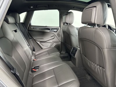 2024 Porsche Macan AWD