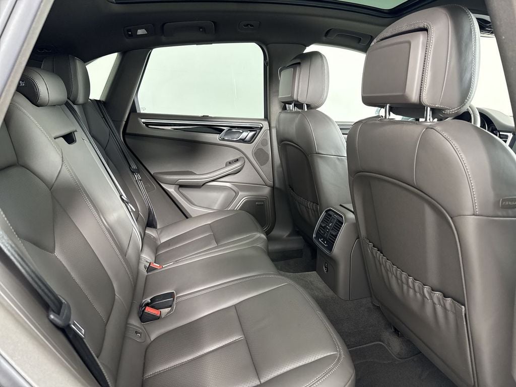 2024 Porsche Macan AWD