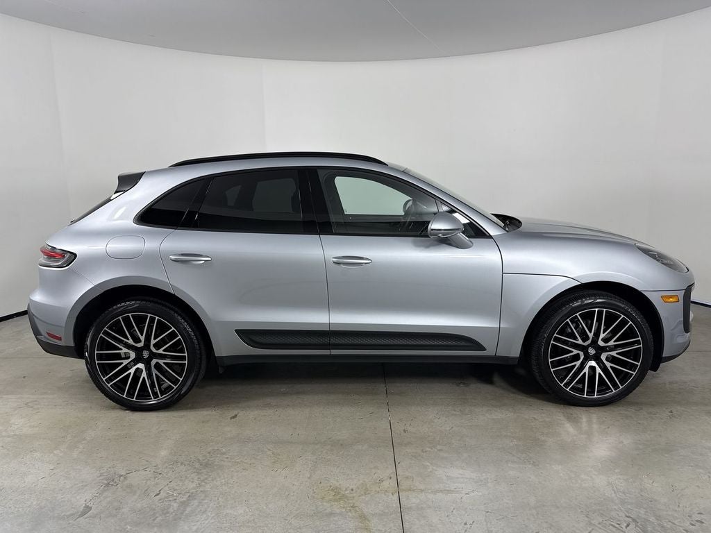 2024 Porsche Macan AWD