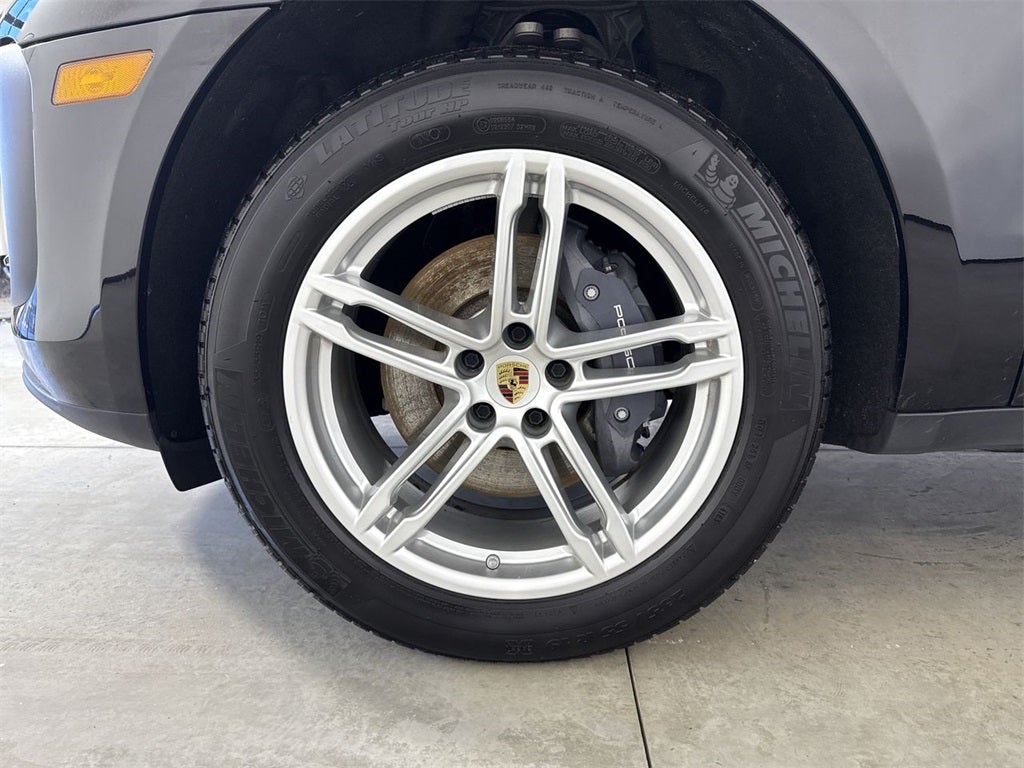 2024 Porsche Macan AWD