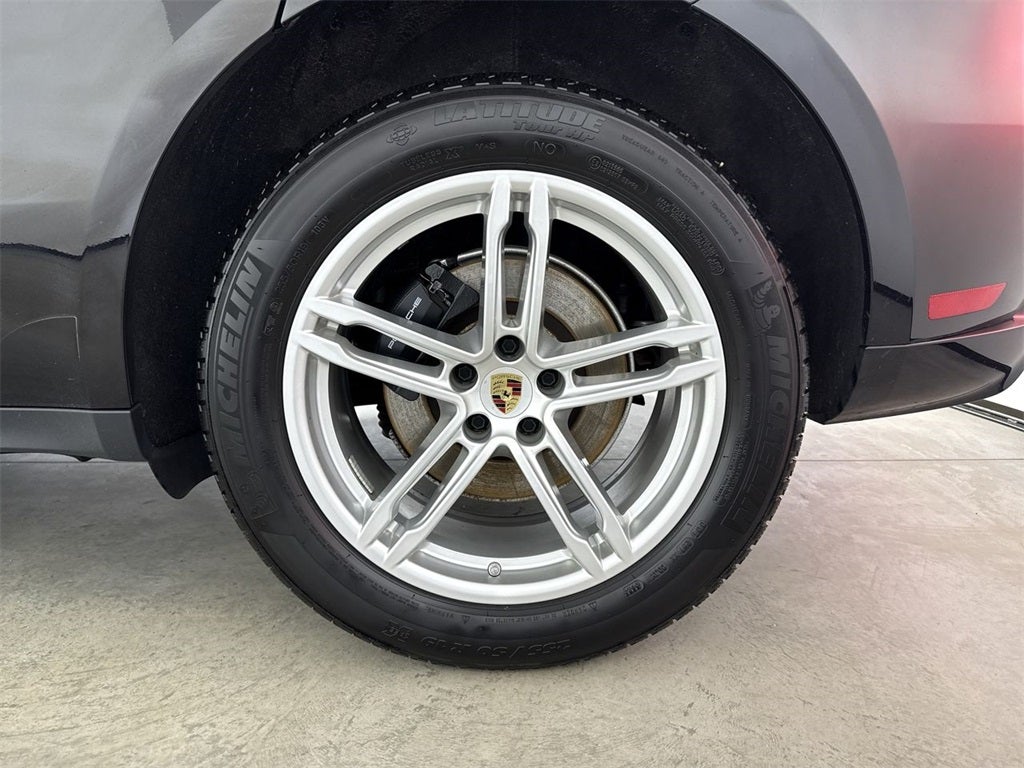 2024 Porsche Macan AWD