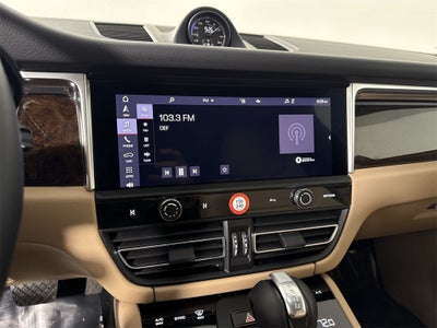 2024 Porsche Macan AWD