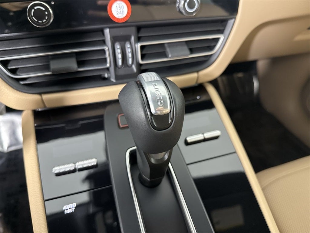 2024 Porsche Macan AWD