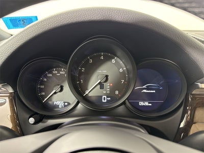 2024 Porsche Macan AWD