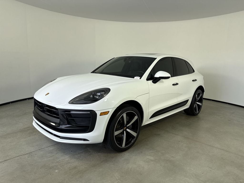 2024 Porsche Macan AWD