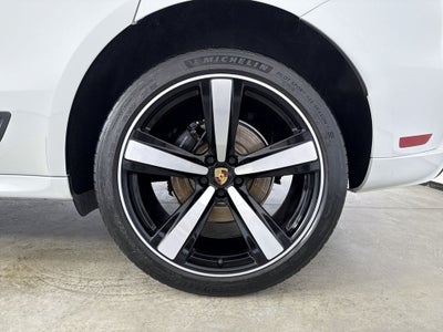 2024 Porsche Macan AWD