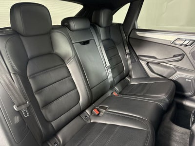 2024 Porsche Macan AWD