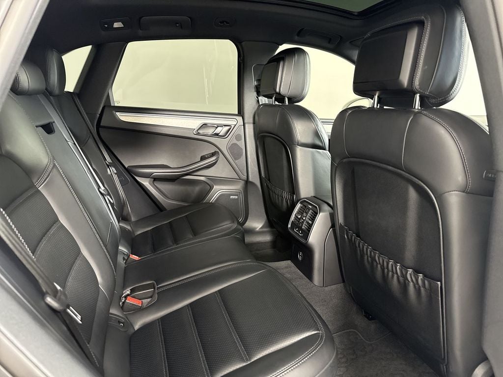 2024 Porsche Macan AWD