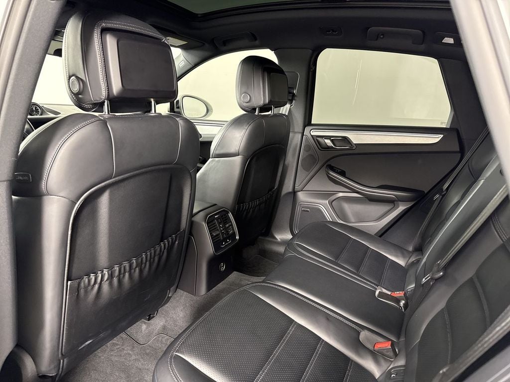 2024 Porsche Macan AWD