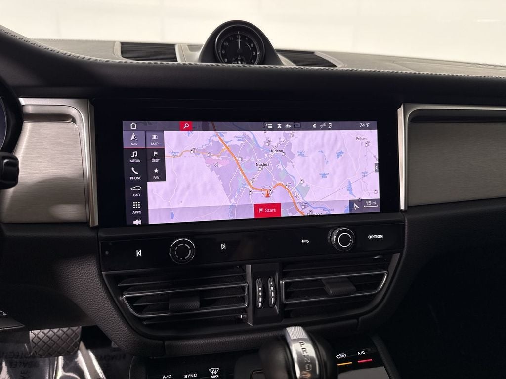 2024 Porsche Macan AWD