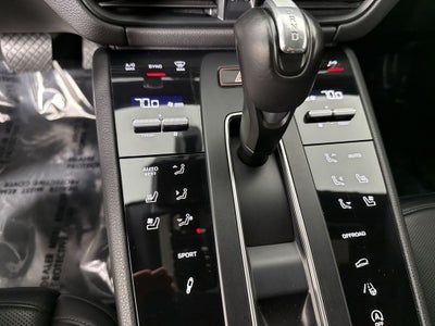 2024 Porsche Macan AWD