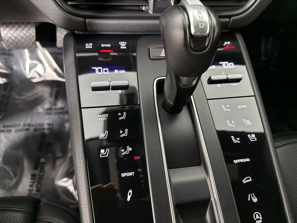 2024 Porsche Macan AWD