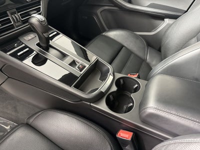 2024 Porsche Macan AWD