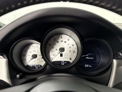 2024 Porsche Macan AWD