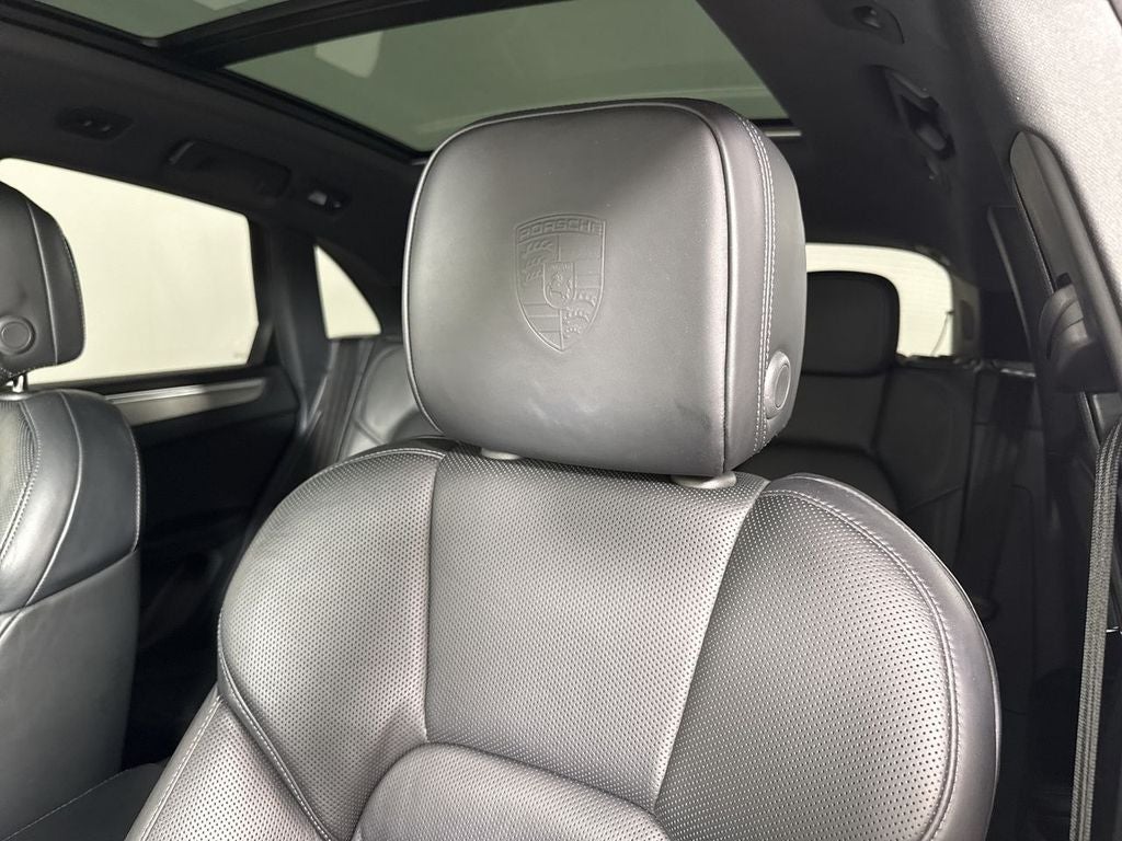2024 Porsche Macan AWD