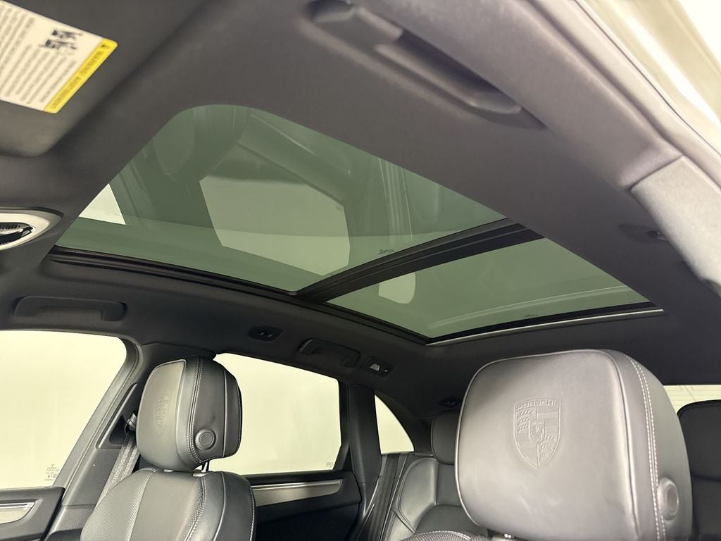 2024 Porsche Macan AWD