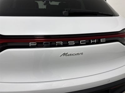 2025 Porsche Macan AWD