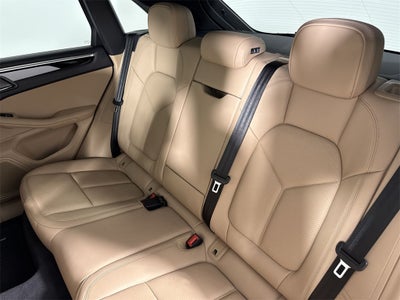 2025 Porsche Macan AWD