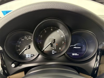 2025 Porsche Macan AWD