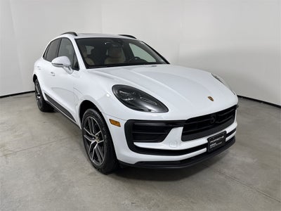 2025 Porsche Macan AWD
